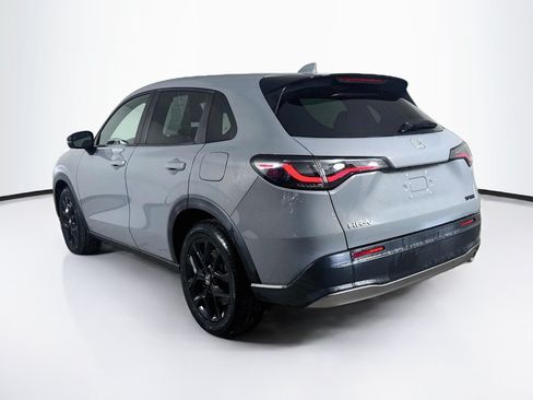 Used 2025 Honda HR-V Sport image 29