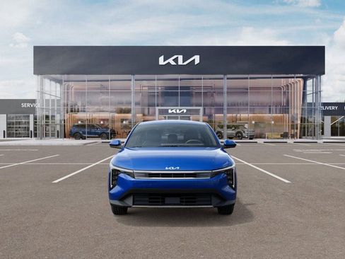New 2025 Kia K4 GT-Line Turbo FWD image 2