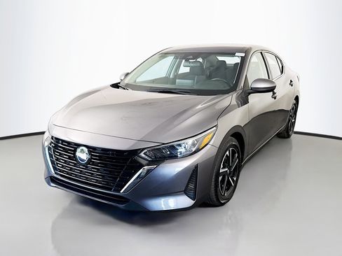 Used 2024 Nissan Sentra SV FWD image 4