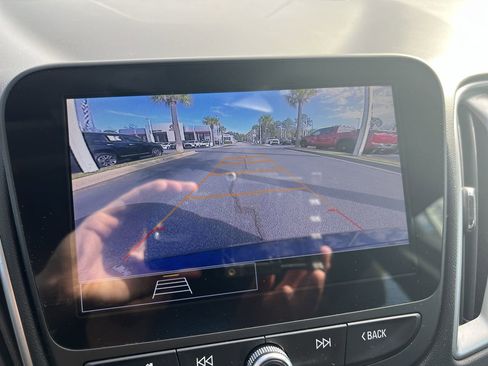 Used 2023 Chevrolet Malibu LT image 25