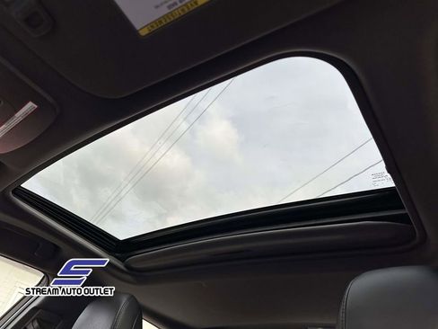 Used 2021 Toyota Avalon XLE image 20