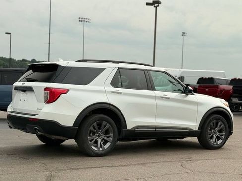 Certified 2023 Ford Explorer XLT w/ Equipment Group 202A AWD/4WD image 36