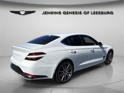 Used 2026 Genesis G70 2.5T image 11