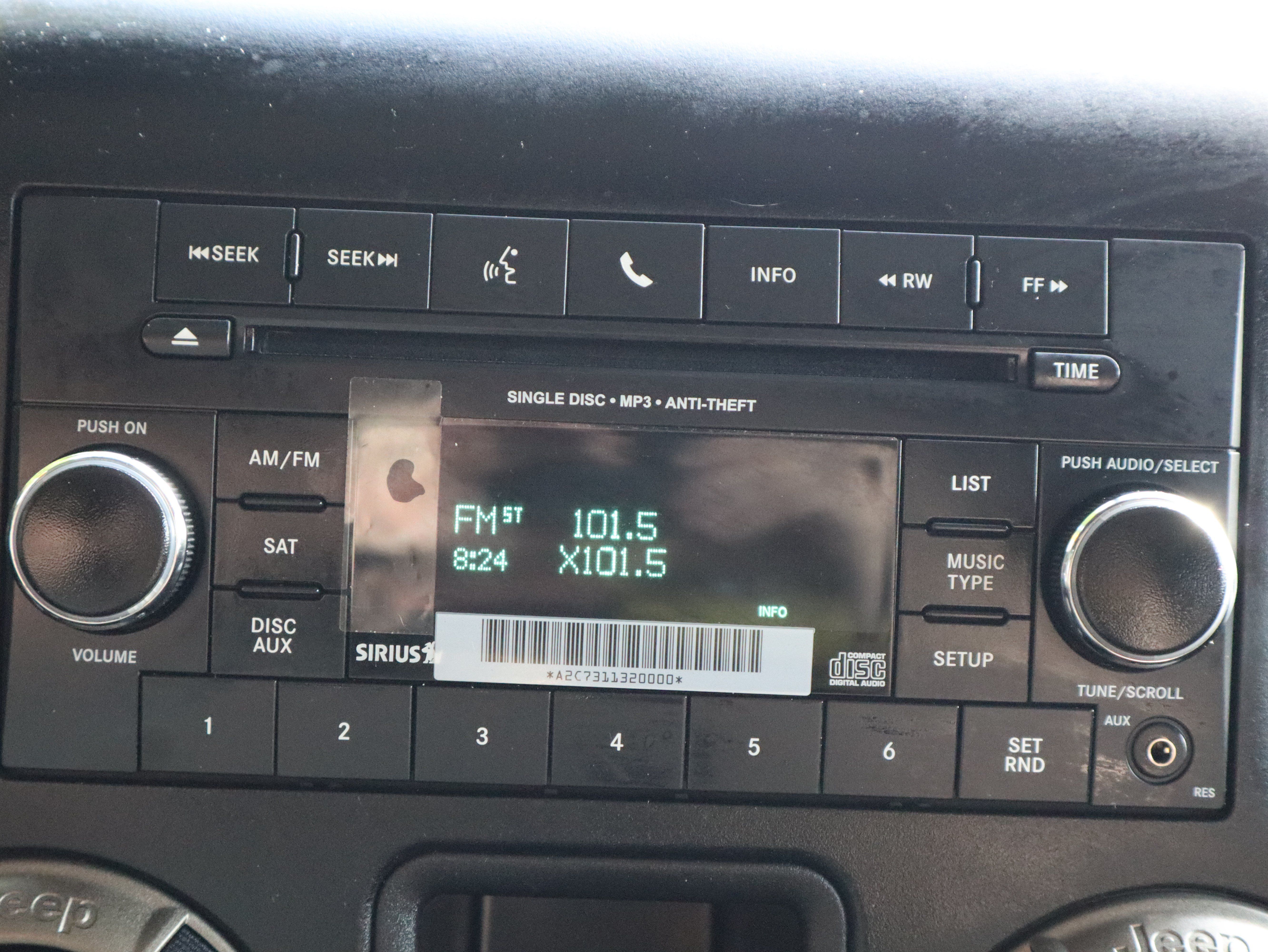 Used 2018 Jeep Wrangler Unlimited Sport AWD/4WD image 39