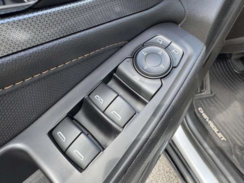 Used 2020 Chevrolet Traverse Premier w/ Redline Edition AWD/4WD image 18