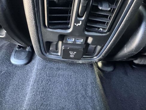 Used 2021 Jeep Grand Cherokee Limited image 20