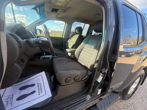 Used 2008 Nissan Xterra Off-Road w/ Technology Pkg image 12