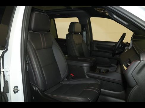 Used 2023 Chevrolet Tahoe RST w/ Luxury Package AWD/4WD image 34