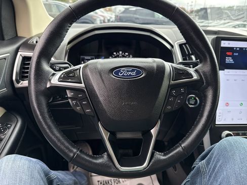 Used 2024 Ford Edge SEL w/ Convenience Package image 12