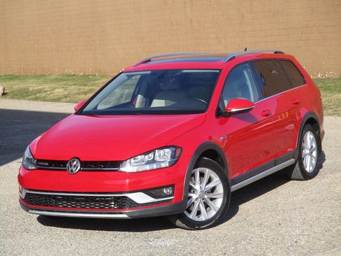 Used 2018 Volkswagen Golf Alltrack SE image 63