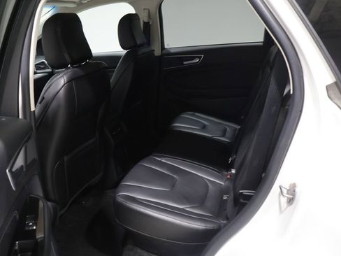 Used 2020 Ford Edge Titanium w/ Class II Trailer Tow Package AWD/4WD image 20