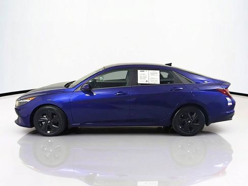 Used 2023 Hyundai Elantra SEL FWD image 8