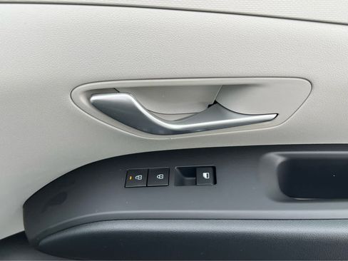 New 2026 Hyundai Tucson Blue SE image 18