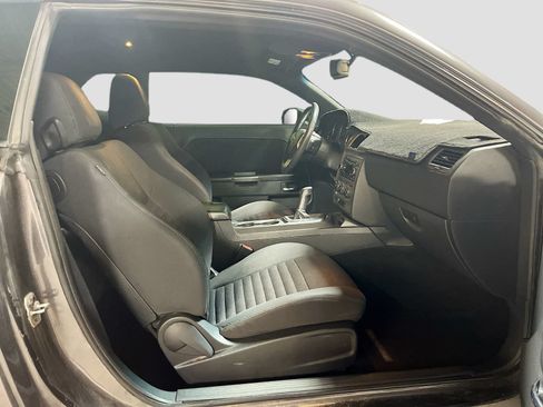 Used 2013 Dodge Challenger R/T RWD image 24