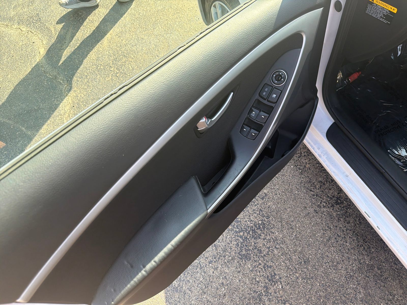 Used 2016 Hyundai Elantra GT FWD image 13