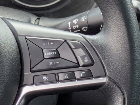 Used 2023 Nissan Sentra SV image 19