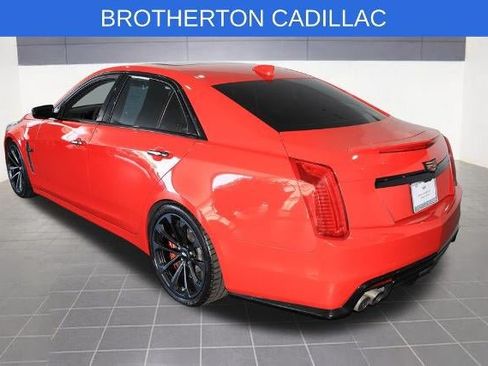 Used 2019 Cadillac CTS V w/ Luxury Package RWD image 3