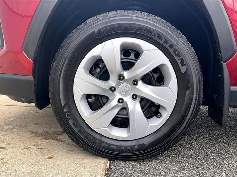 Used 2025 Toyota RAV4 LE image 11