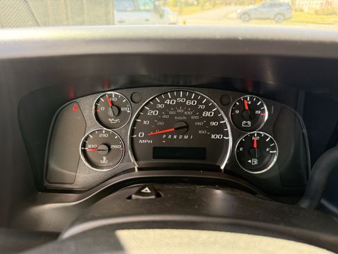 New 2025 GMC Savana 4500 w/ Power Convenience Package image 11