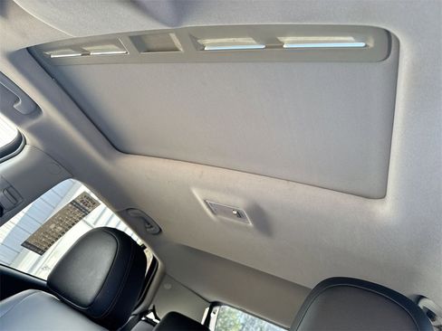 Used 2017 Chevrolet Trax Premier w/ Driver Confidence II Package image 20