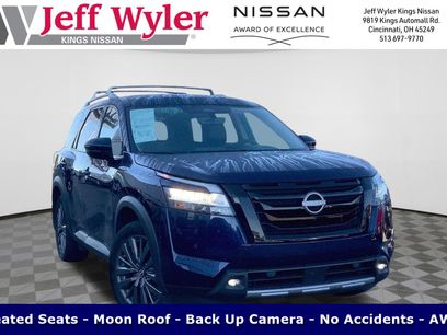 Used 2024 Nissan Pathfinder SL w/ SL Premium Package