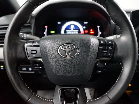 Certified 2025 Toyota Camry SE image 12