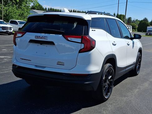Used 2023 GMC Terrain SLE w/ Driver Convenience Package AWD/4WD image 6