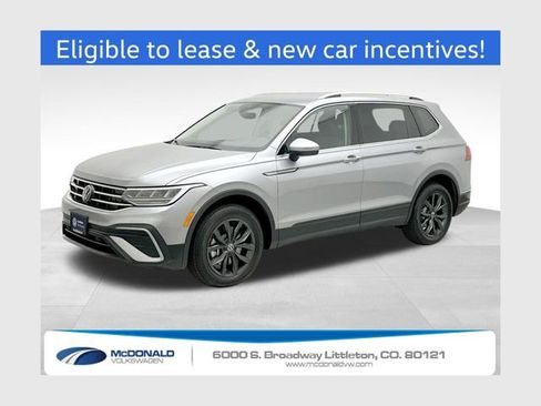 Certified 2024 Volkswagen Tiguan SE image 1