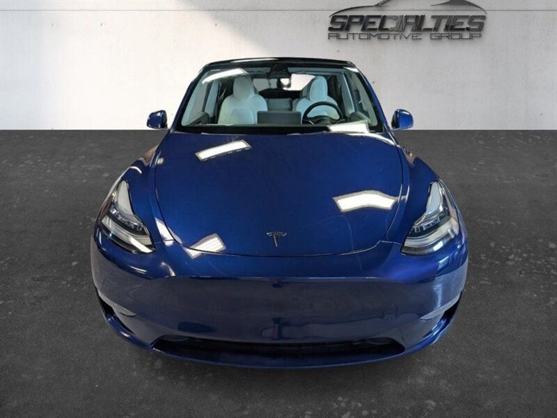 Used 2023 Tesla Model Y Long Range AWD/4WD image 6
