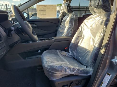New 2026 Nissan Rogue SV AWD/4WD image 19