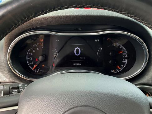 Used 2019 Jeep Grand Cherokee Altitude image 25