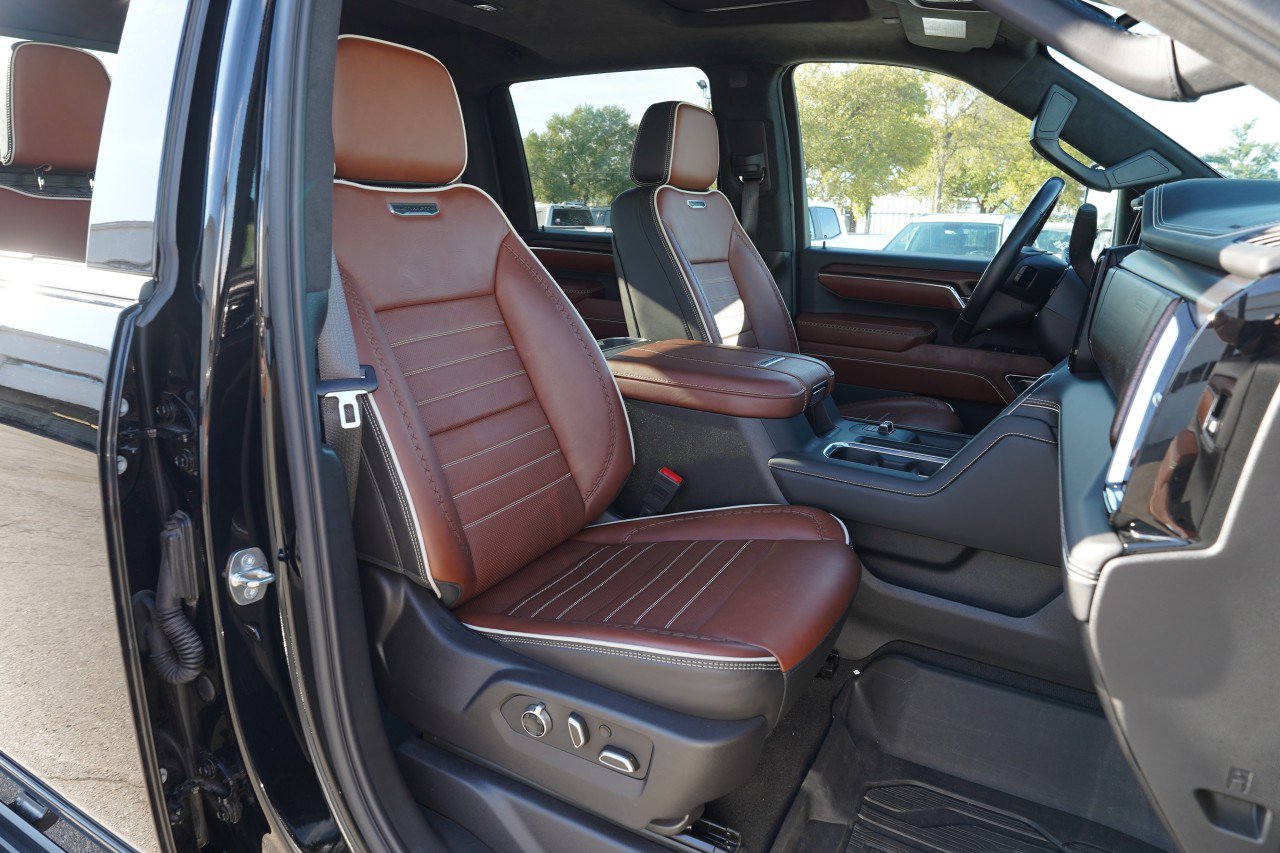 Used 2024 GMC Sierra 2500 Denali Ultimate w/ Max Trailering Package AWD/4WD image 25