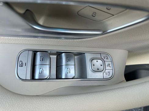 Used 2020 Mercedes-Benz GLE 350 4MATIC image 29