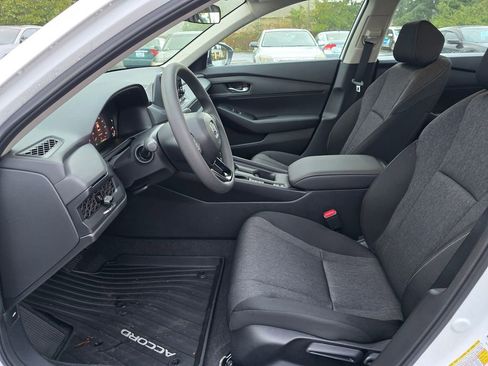 New 2025 Honda Accord LX image 11