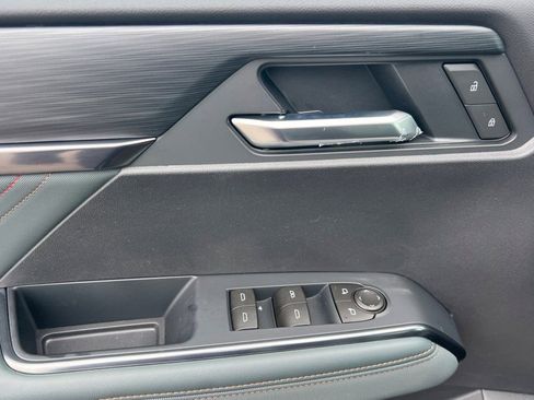 New 2026 GMC Acadia AT4 w/ Luxury Package image 8