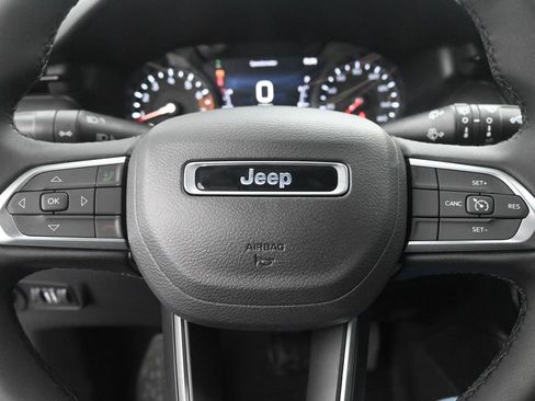 New 2026 Jeep Compass Latitude w/ Sun and Sound Group image 19