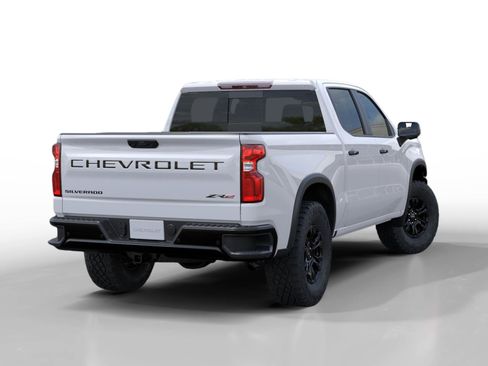 New 2026 Chevrolet Silverado 1500 ZR2 image 4