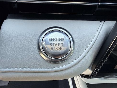New 2026 Lincoln Nautilus Reserve AWD/4WD image 28