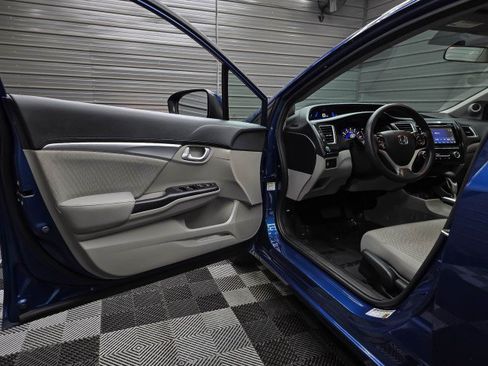 Used 2015 Honda Civic EX image 31