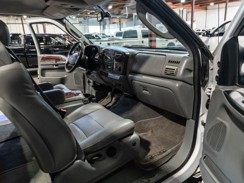 Used 2006 Ford F350 Lariat AWD/4WD image 18