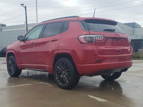 Used 2022 Jeep Compass Limited AWD/4WD image 7