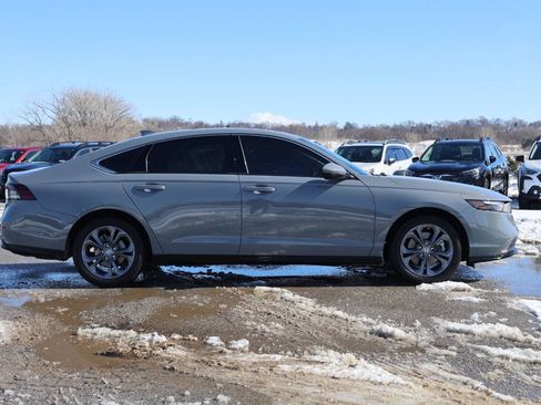Used 2024 Honda Accord EX-L image 7