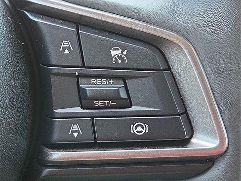 Used 2025 Subaru Ascent Touring image 21