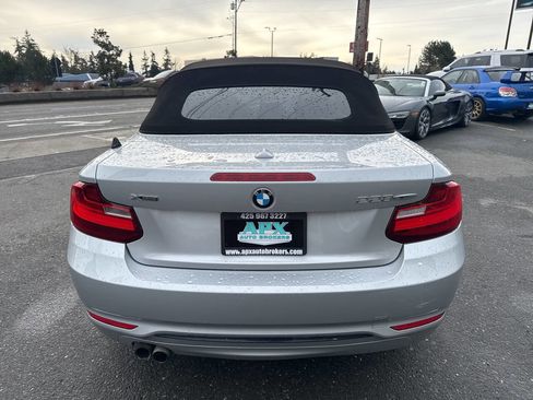 Used 2015 BMW 228i xDrive Convertible image 4