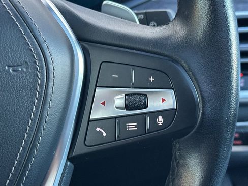 Used 2022 BMW X5 xDrive45e w/ Parking Assistance Package image 28