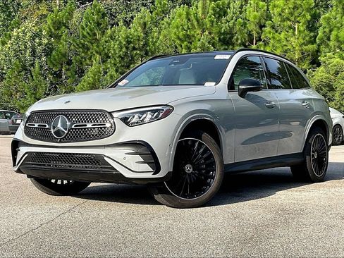 Used 2025 Mercedes-Benz GLC 300 w/ AMG Line image 2