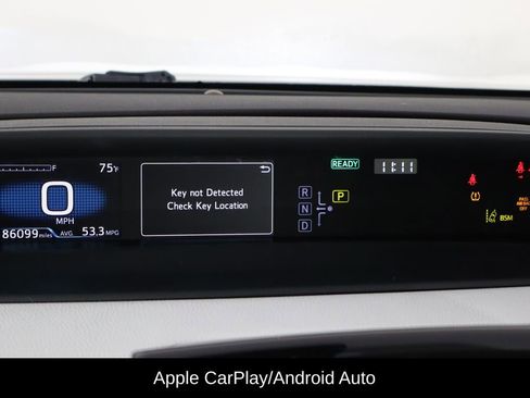 Used 2022 Toyota Prius LE image 8