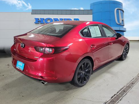 Used 2024 MAZDA MAZDA3 s FWD image 5
