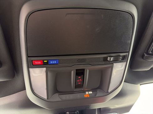 Used 2026 Subaru Forester Limited AWD/4WD image 37