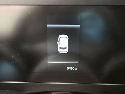 Used 2024 Kia Sportage LX image 12